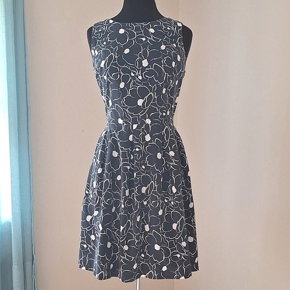 Tommy Hilfiger Dresses & Skirts - Tommy Hilfiger Navy Blue/White Dress